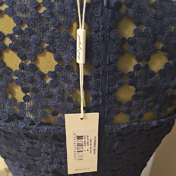 NWT PETAL+PUP LAUREN DRESS Elegant Navy Lace Midi Dress SZ 2 - Picture 9 of 12